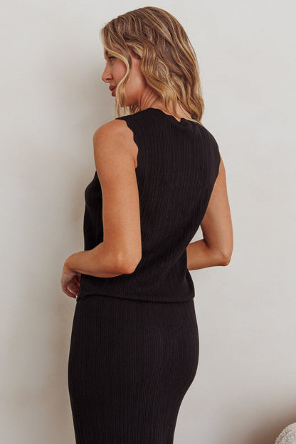 Sonorous Sleeveless Front Tie Knit Top Black